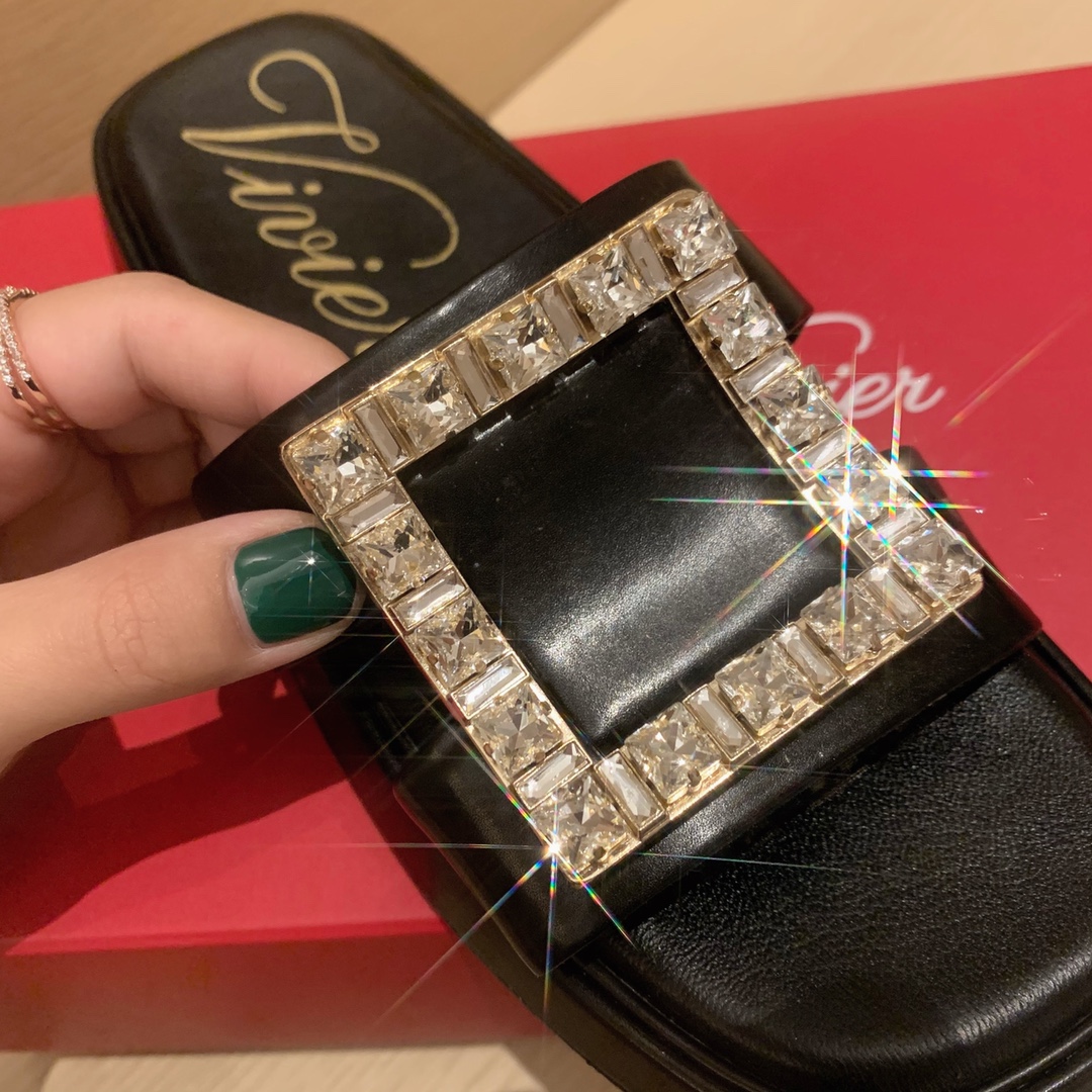 Roger Vivier | 𝟐𝟎𝟐𝟏/𝐒𝐒 𝐧𝐞𝐰 RV Top Edition Diamond Buckle Slippers Swarovski Crystal Diamonds