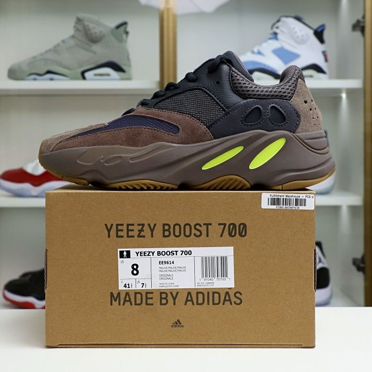 YEEZY BOOST 700 MAUVE