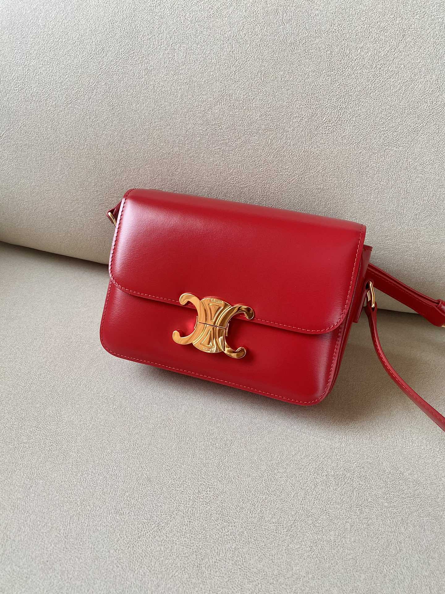 𝐂𝐞𝐥𝐢𝐧𝐞 Triomphe teen 18.5cm