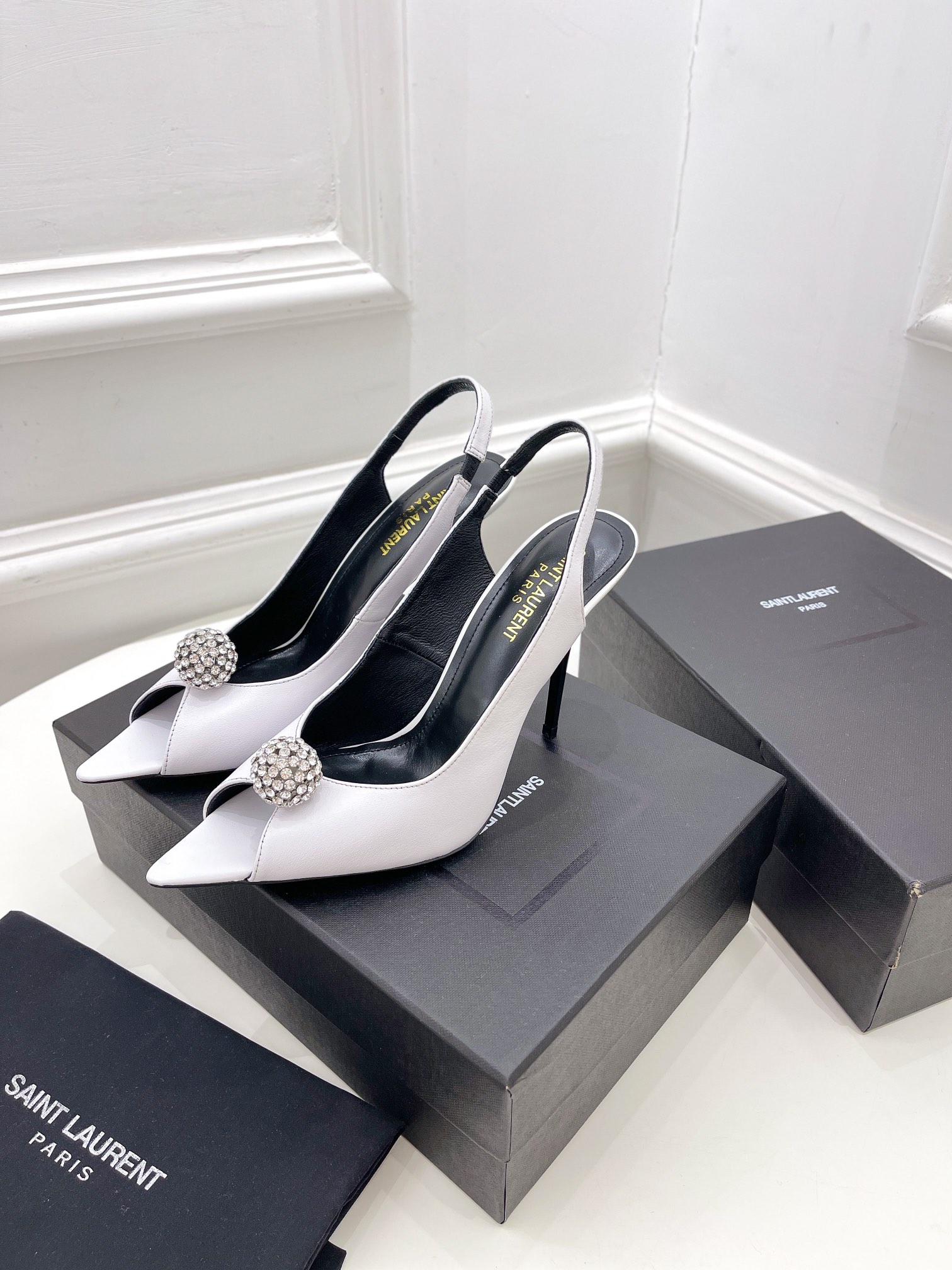 𝙎𝙖𝙞𝙣𝙩 𝙇𝙖𝙪𝙧𝙚𝙣𝙩 | 𝟐𝟎𝟐𝟏/𝐒𝐒 𝐧𝐞𝐰 YSL｜Roland 2022/fw early spring new baked high heels