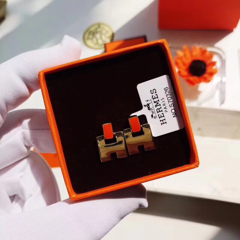 Hermes necklace