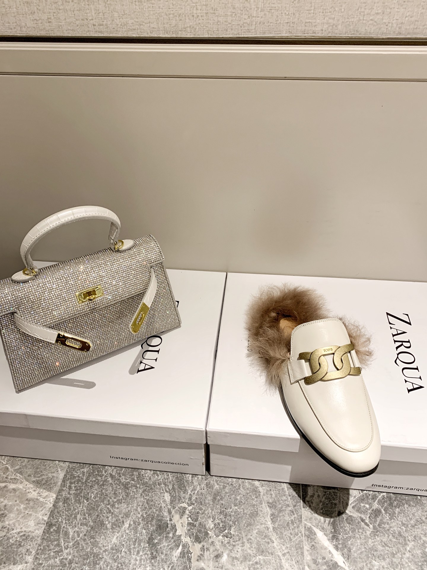 TOD'S 𝙏𝙊𝘿𝙎 2020 autumn and winter new hairy slippers on the new a pair of so fashionable hairy slippers