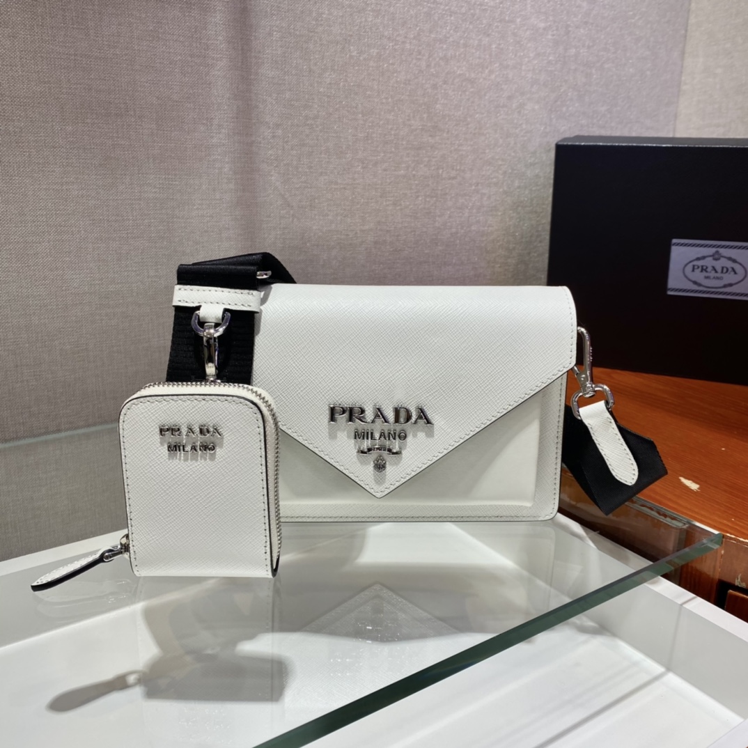 𝐏𝐑𝐀𝐃𝐀 New 3 in 1 1BP020