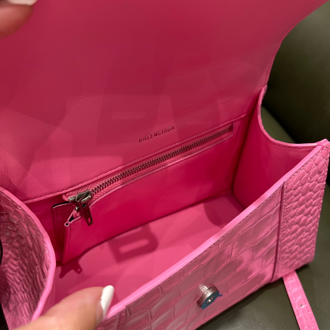 BALENCIAGA 𝐇𝐨𝐮𝐫𝐠𝐥𝐚𝐬𝐬𝐬 𝐒 crocodile-textured cowhide