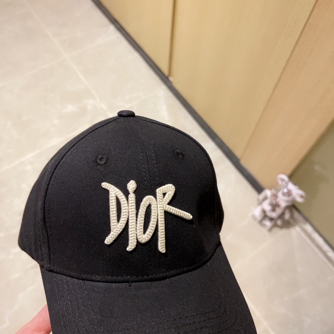 DIOR baseball cap