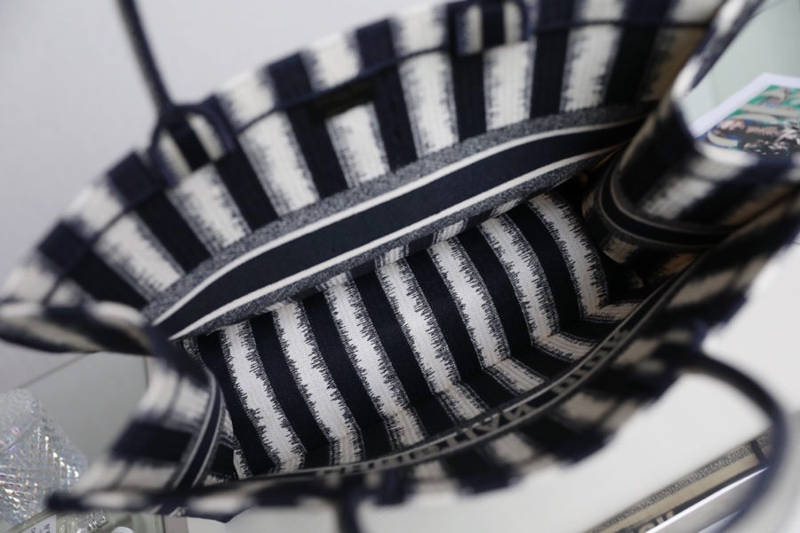 DIOR TOTE striped shopping bag
