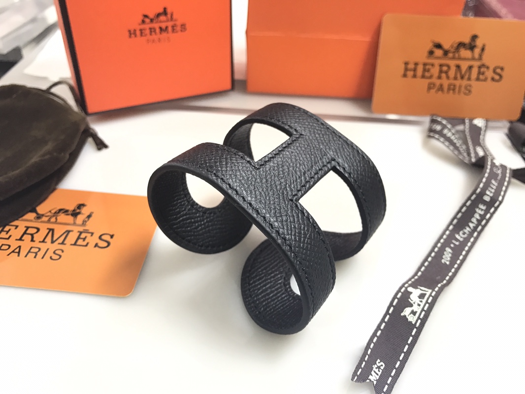 Hermes bracelet