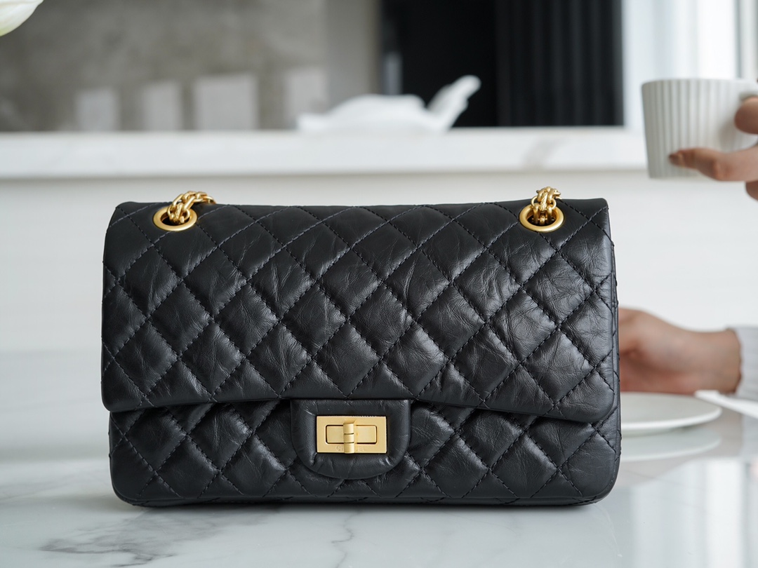 𝗖𝗵𝗮𝗻𝗲𝗹 Replica ❷. ❺❺ Italian [Montebello] Calfskin Small  Black Gold