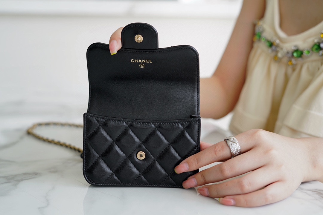 𝐂𝐇𝐀𝐍𝐄𝐋 ❥𝟚𝟘𝟚𝟚1 Premium Handmade Workshop Handle Coin Purse ❥ Black