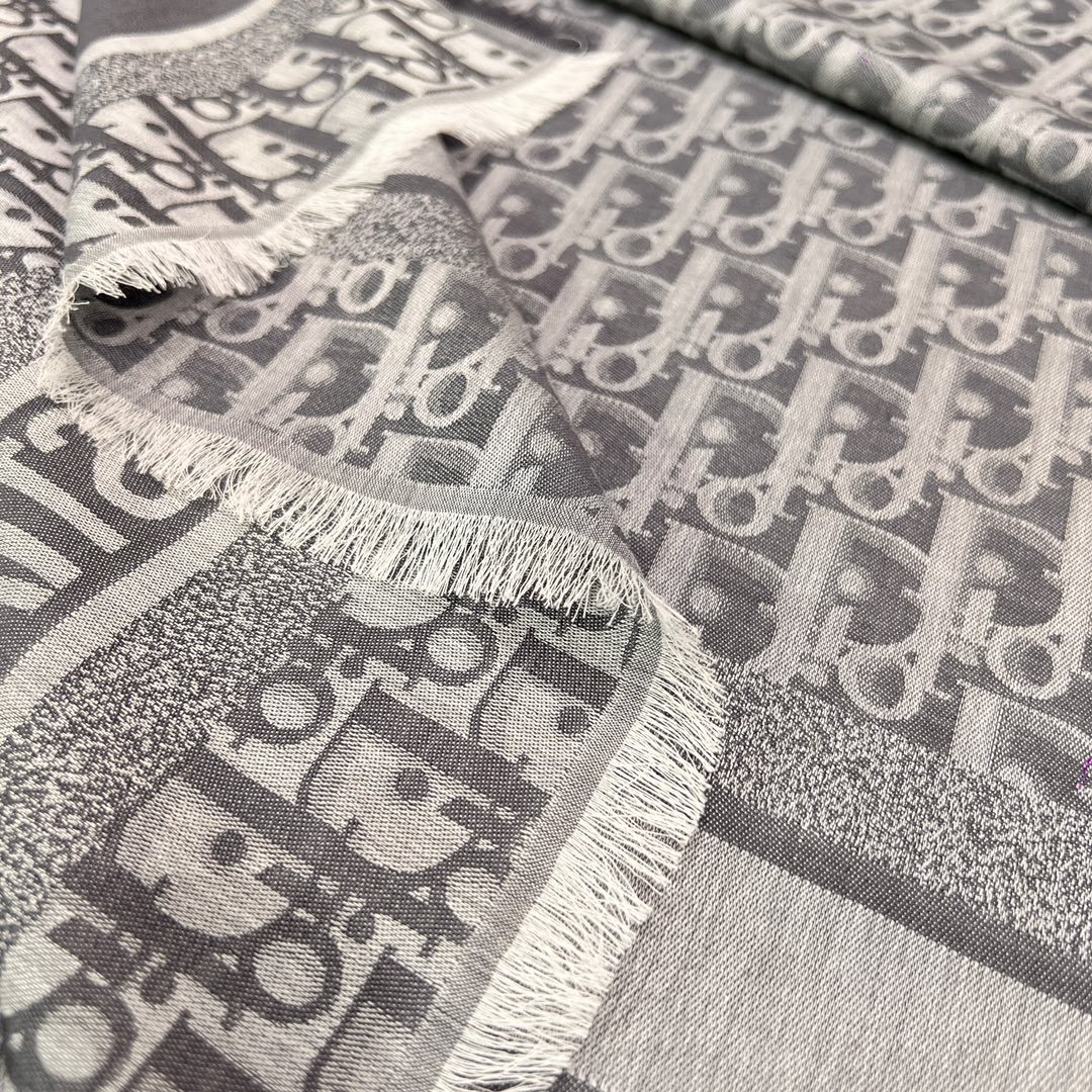 𝐃𝐢𝐨𝐫 · 23款新款牛仔系列-字母长巾浅灰色45%棉32%羊毛23%真丝