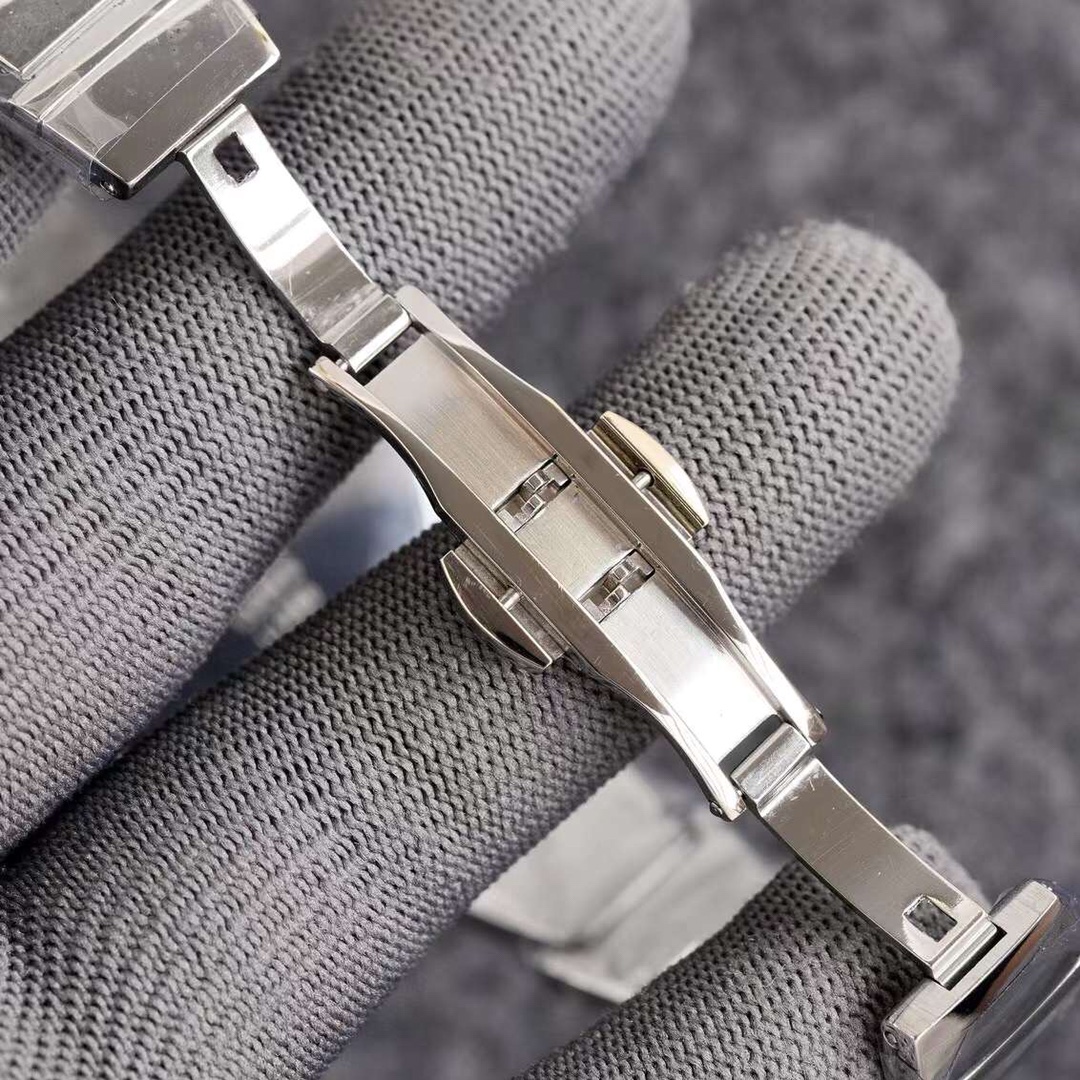 Bulgari LVCEA series women's watch