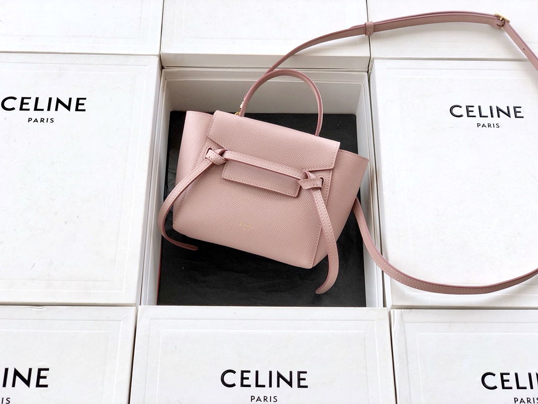 𝐂𝐞𝐥𝐢𝐧𝐞 𝐛𝐞𝐥𝐭 𝐩𝐢𝐜𝐨 𝟏𝟔𝐜𝐦 Grained Calfskin Bag