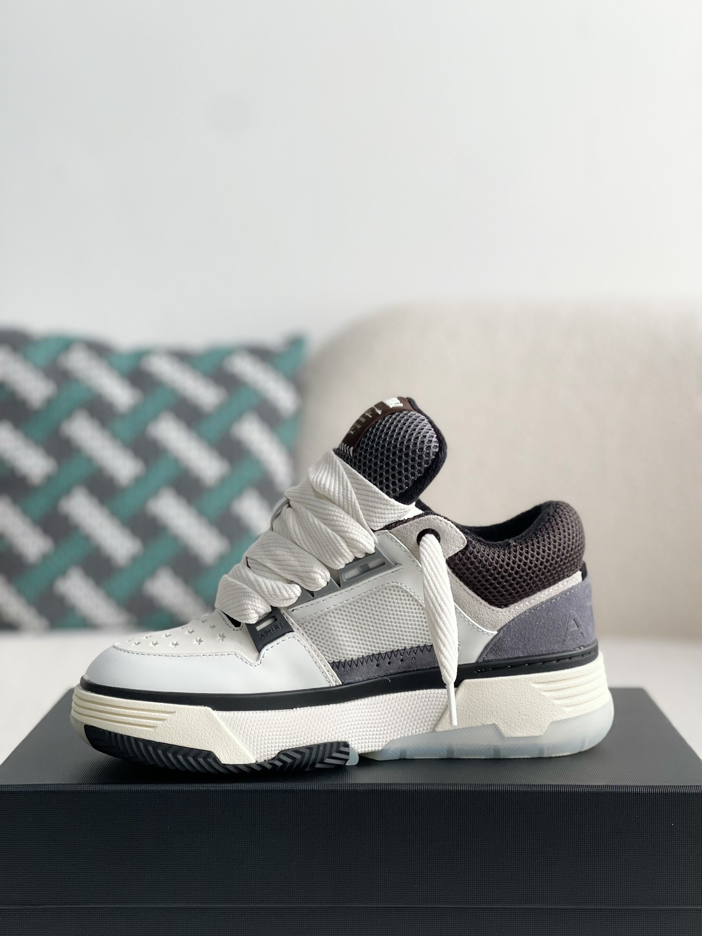 Amiri sneaker