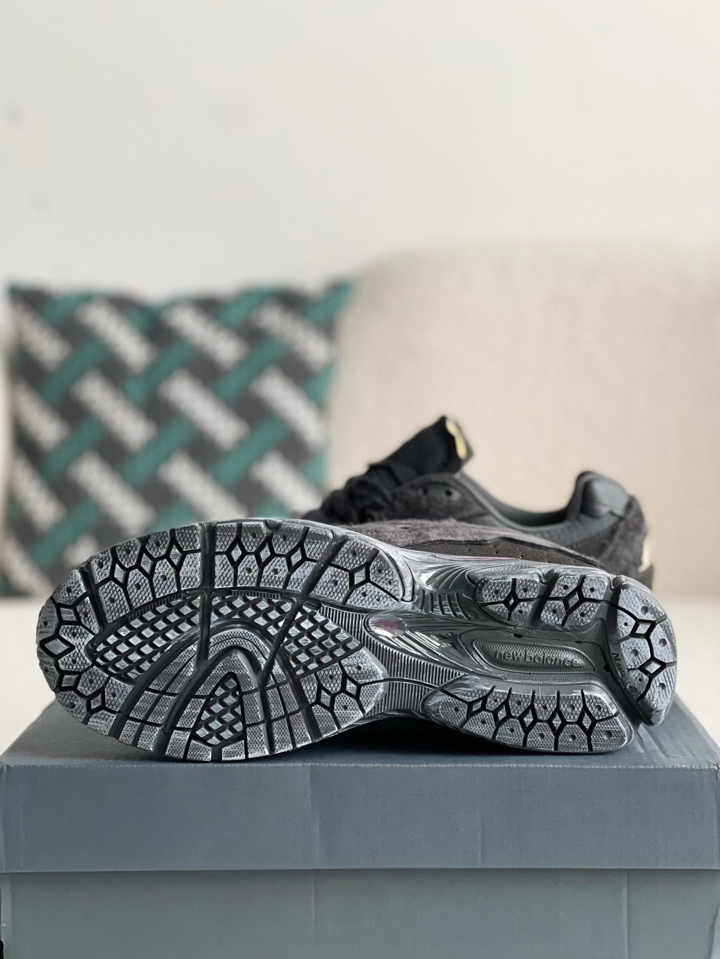 SupBro xNew Balance NB 2002R Protection Pack Sneakers