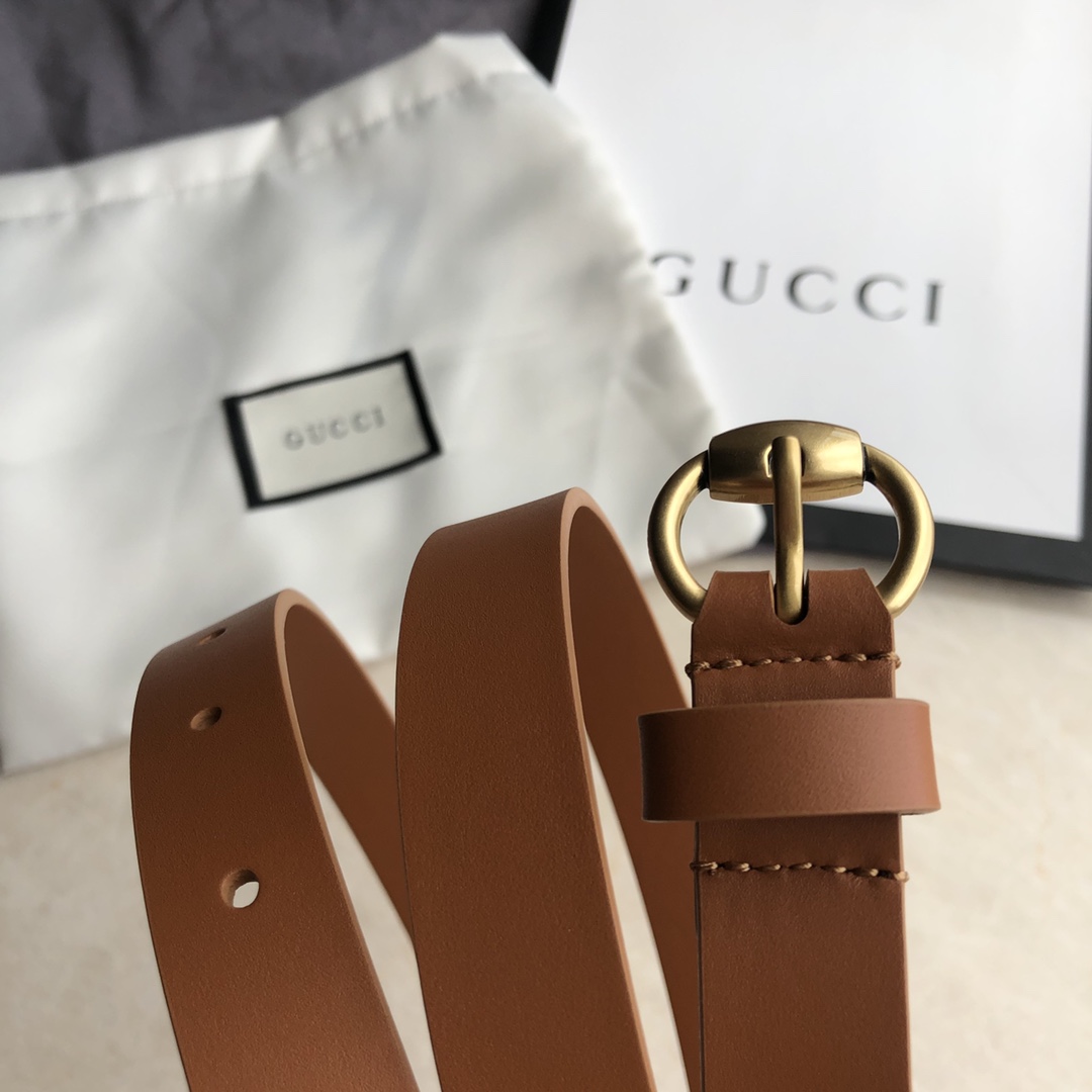 GUCCI new 2.0 retro hot trend pin buckle