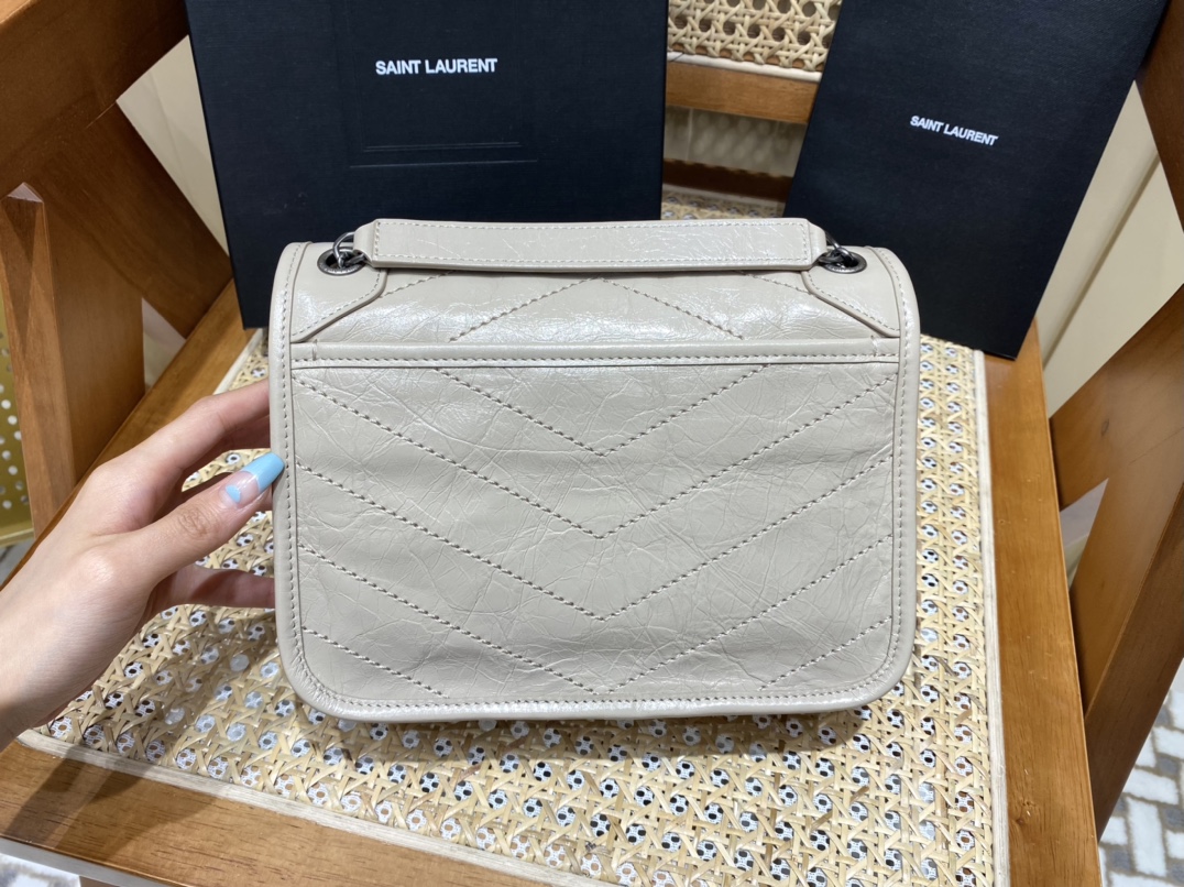 SAINT LAURENT 【❗️Fried street niki new version❗️】(22cm) #633151.jd