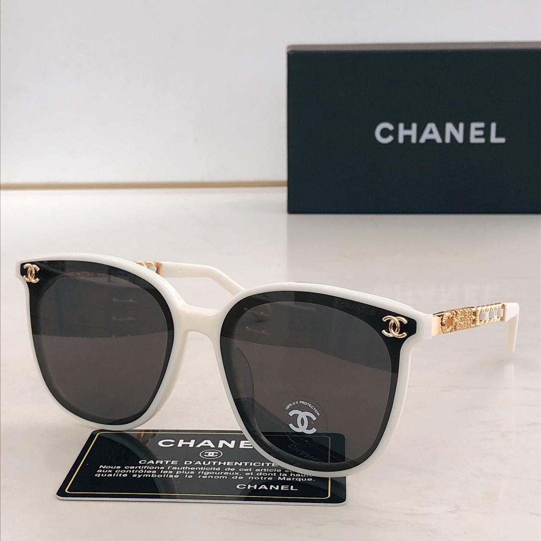 CHANEL MODEL：CH7623