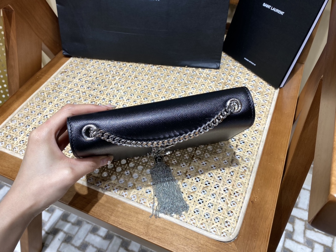 SAINT LAURENT #𝙆𝙖𝙩𝙚 20𝙘𝙢#474366Q