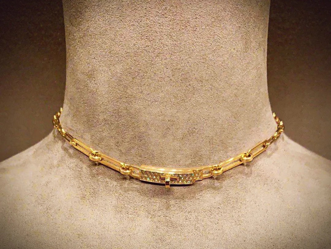 Hermes necklace