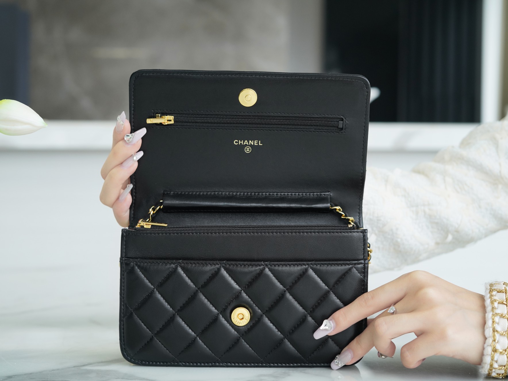 CHANEL 𝑾𝒐𝒄 Fat Choi Bag Entry Classic 𝑾𝒐𝒄𝒄 (Magnetic Closure) Black Sheep Gold🐑