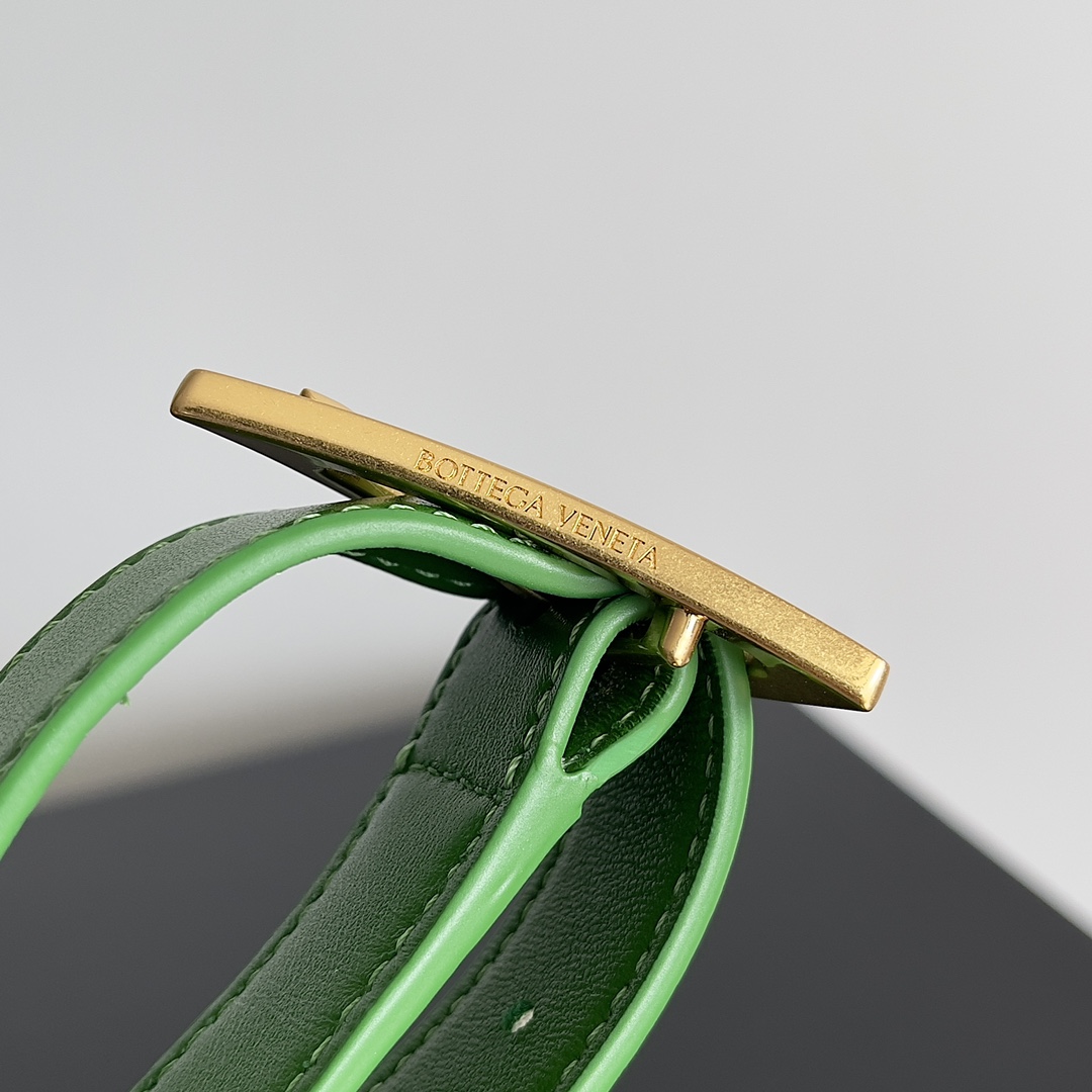 Bottega Veneta pillow bag small mini green pepper green #717506