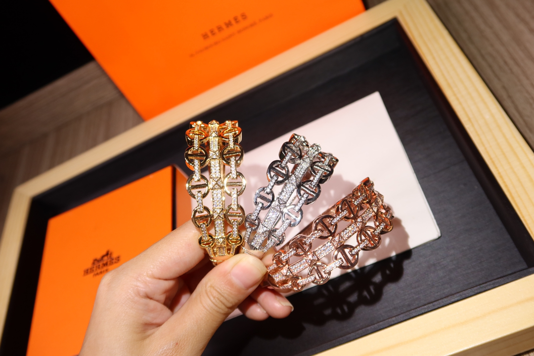 Hermes bracelet