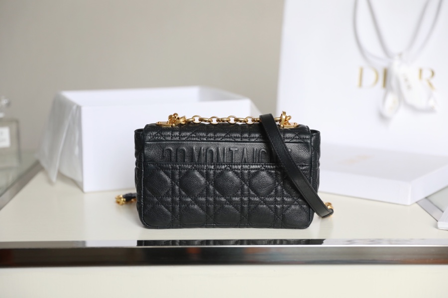 [DlOR CARO] Black soft cow leather rattan check DR-081