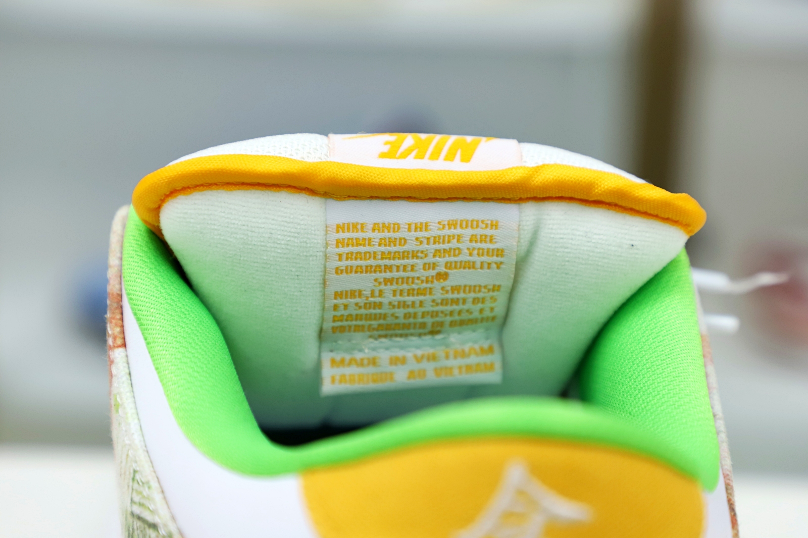 JASON DENG X DUNK LOW PRO SB STREET HAWKER