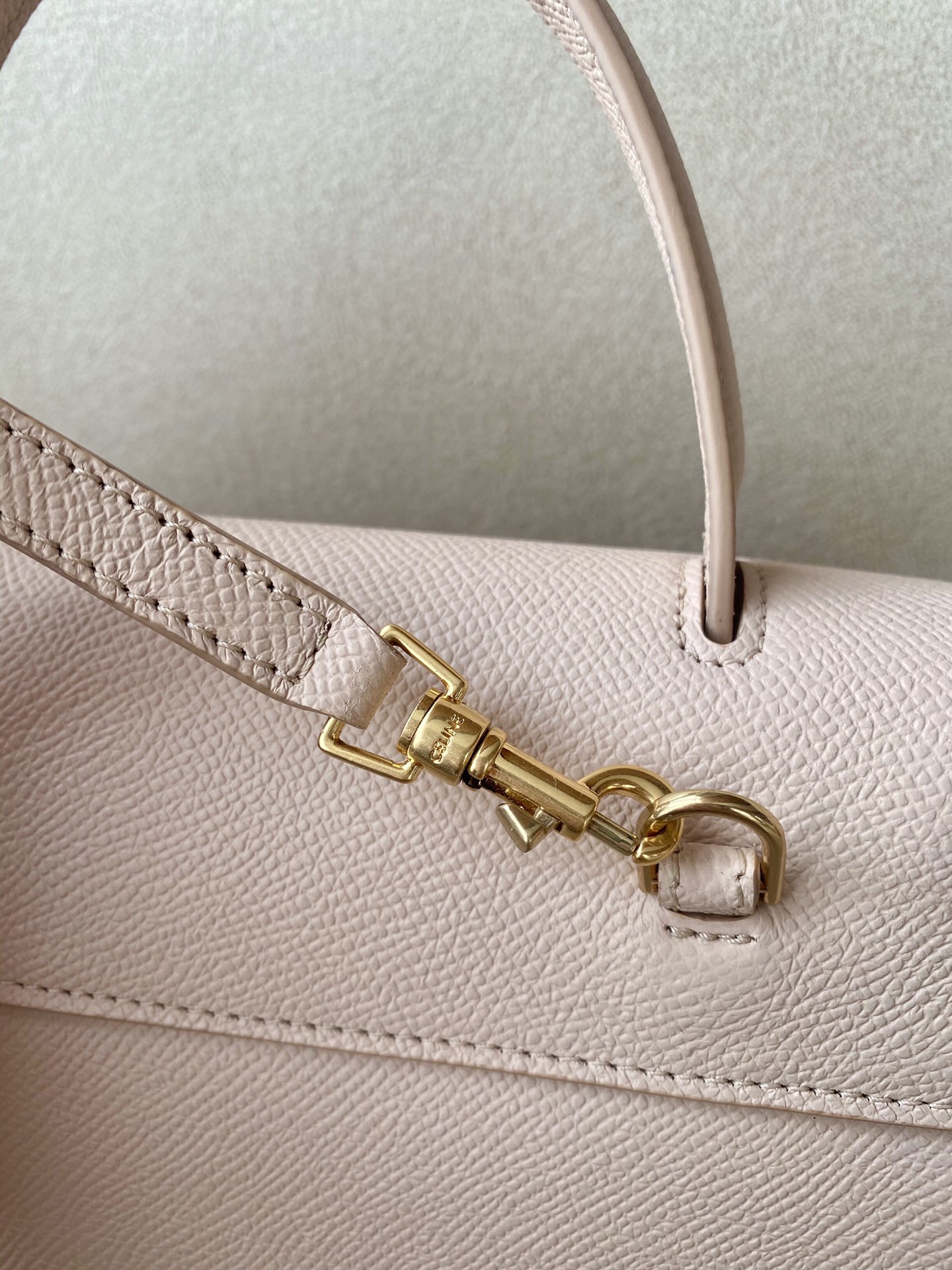 𝐂𝐞𝐥𝐢𝐧𝐞 Belt Bag Catfish Bag Small Grained Calfskin