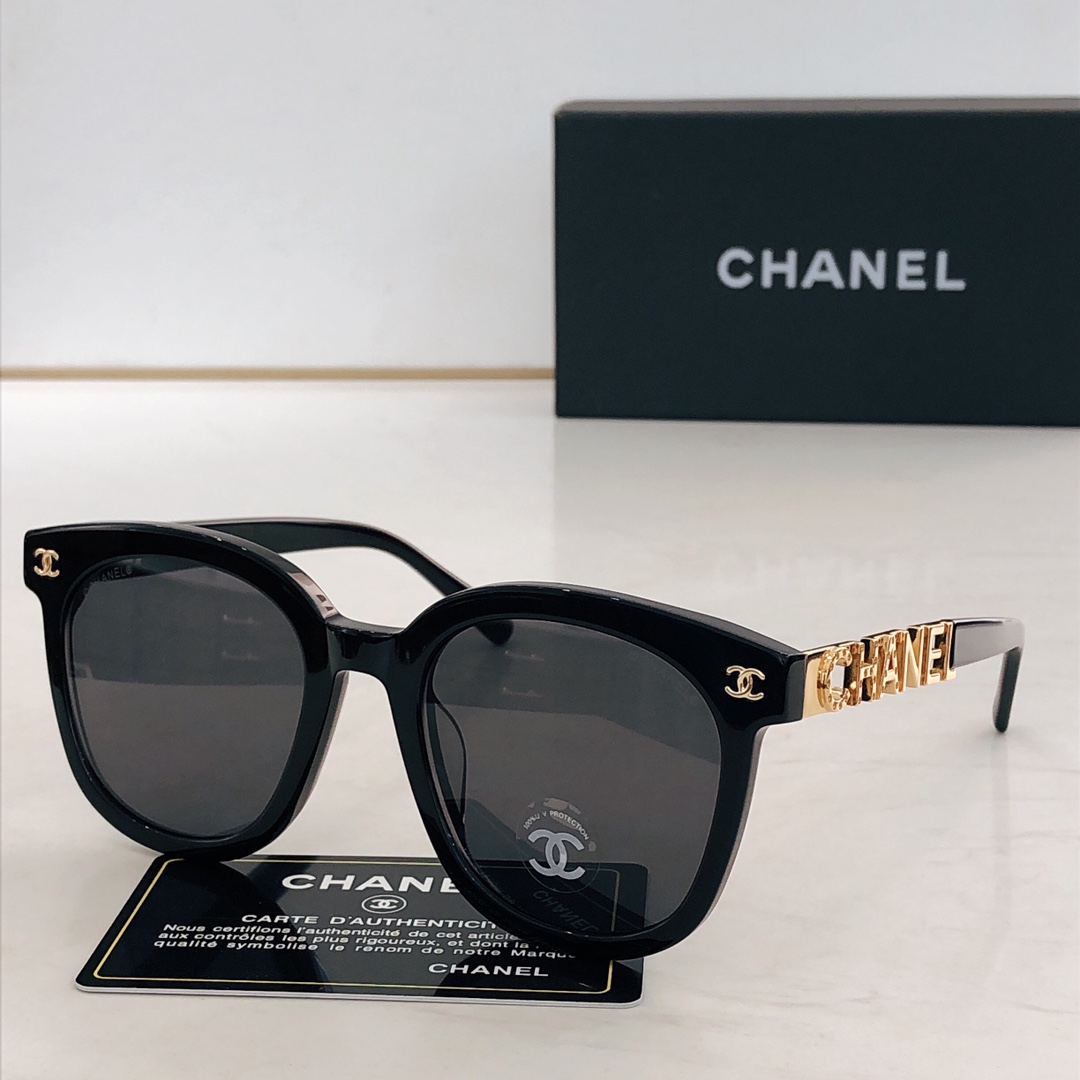 CHANEL MODEL：CH7335