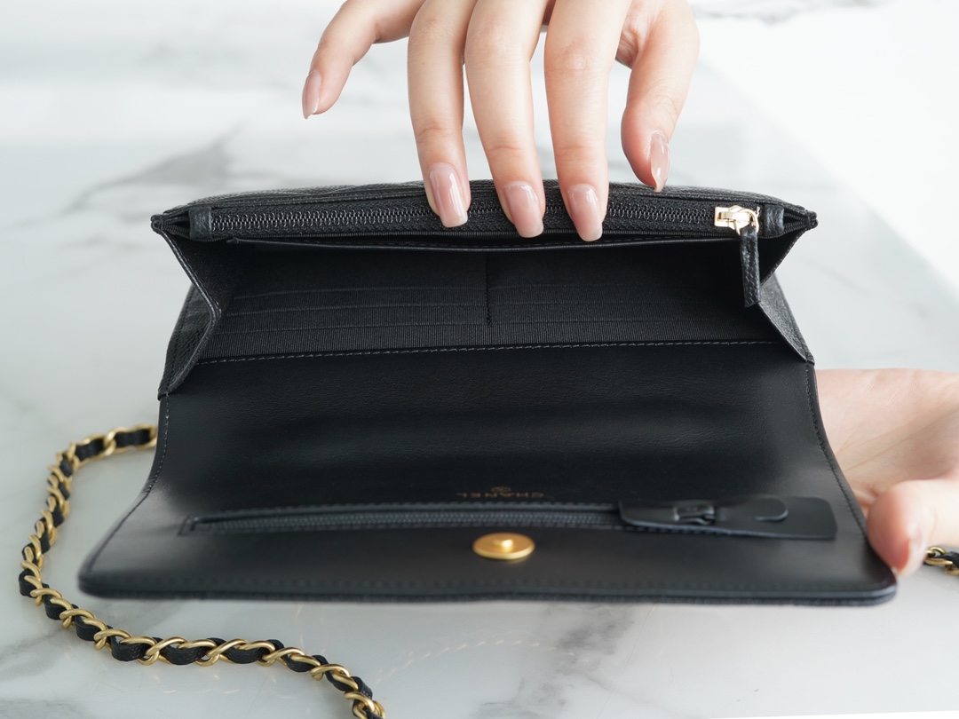 𝗖𝗛𝗔𝗘𝗡𝗟✦ 𝟐𝟐𝗣 Spring/Summer new handle Woc