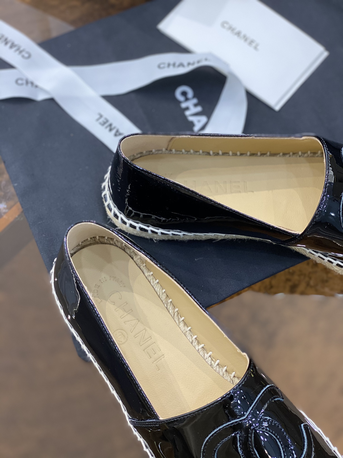 CHANEL fisherman shoes Chanel classic version of the original injection of rubber translucent rubber original color hemp sole