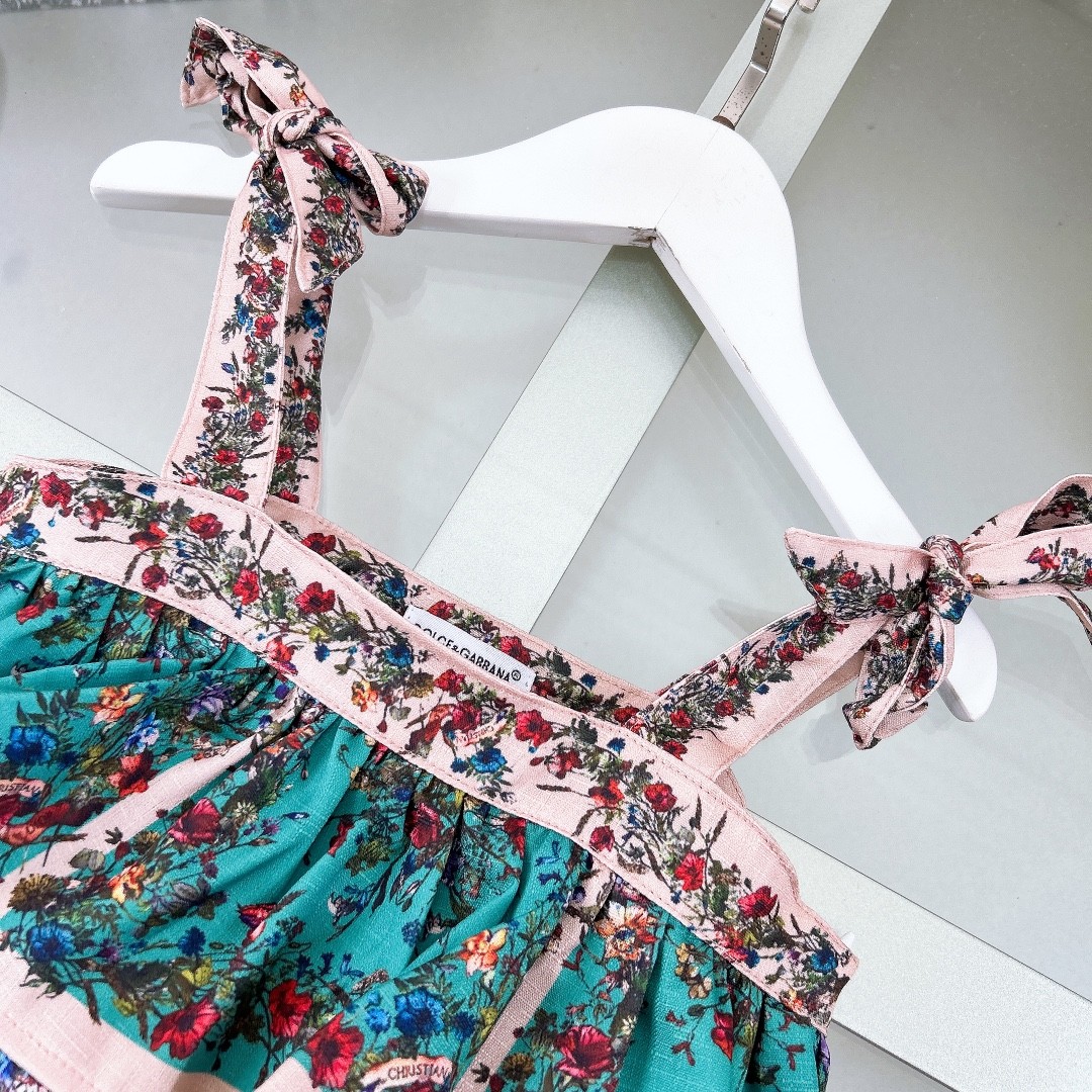 D&G spring and summer girls skirt suit