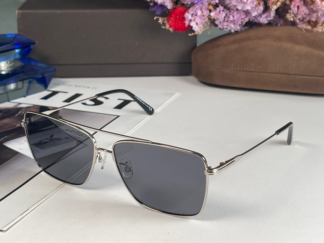 TOM FORD Model:TF651