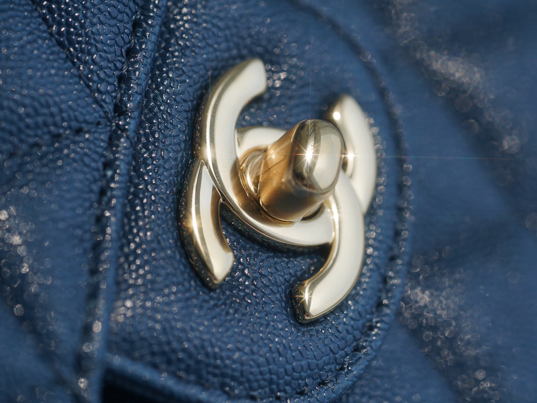 𝐂𝐇𝐀𝐍𝐄𝐋 Classic Flap washed cowhide is made from the most delicate newborn calves washed fetal cow small light blue 🌊