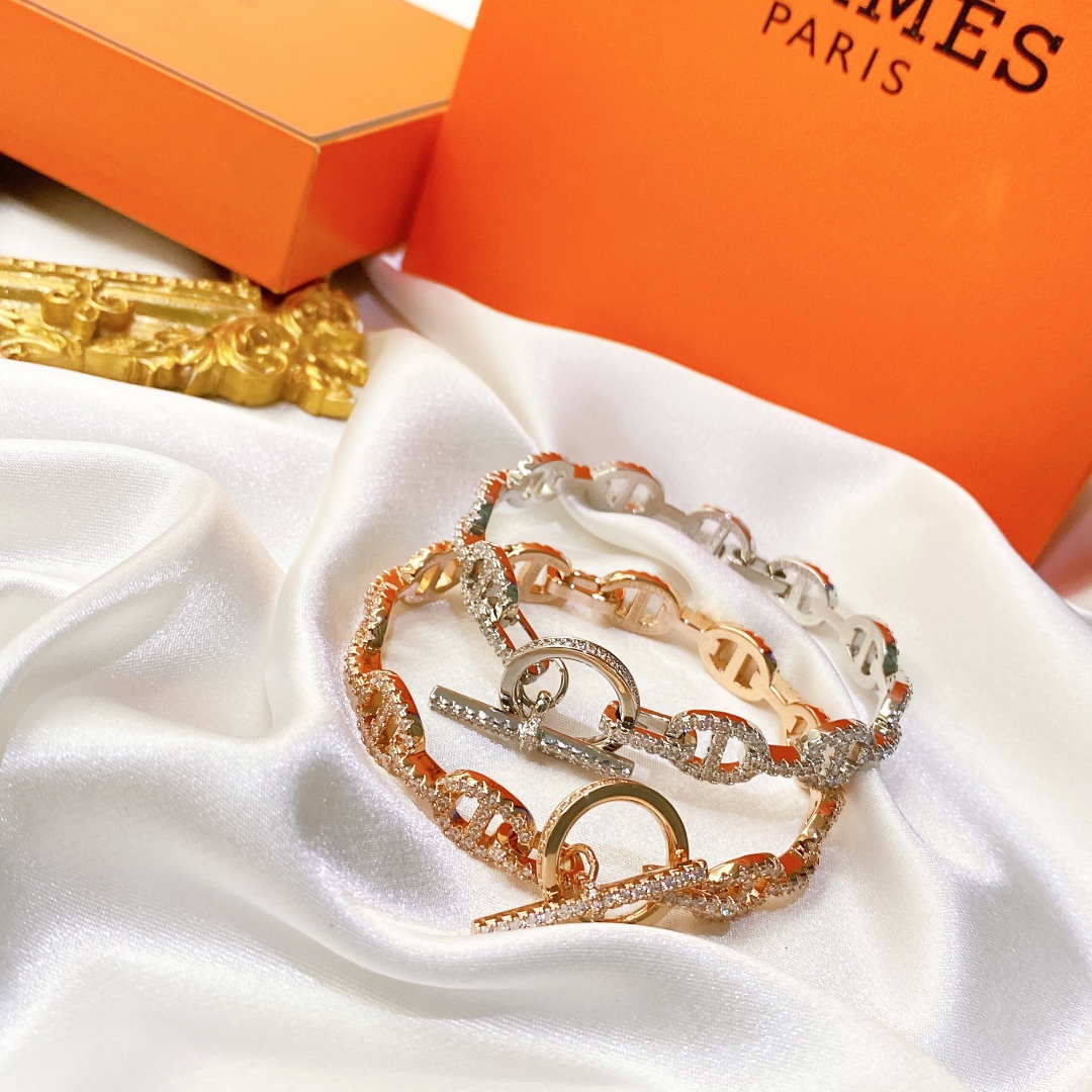 Hermes bracelet