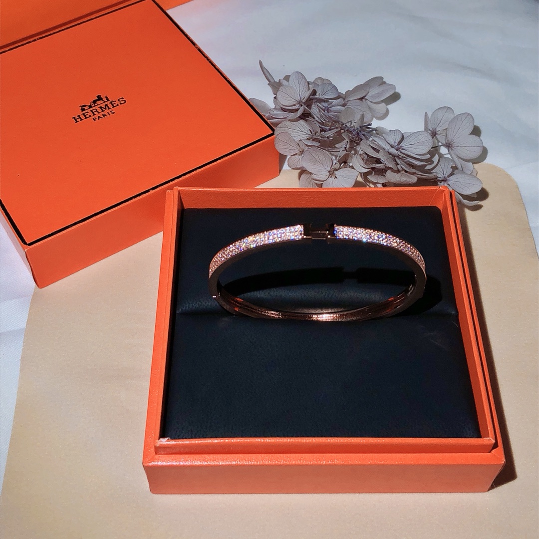 Hermes bracelet