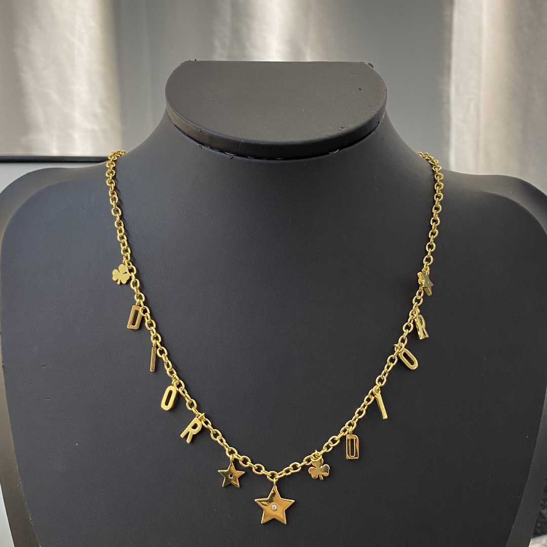 Dior necklace