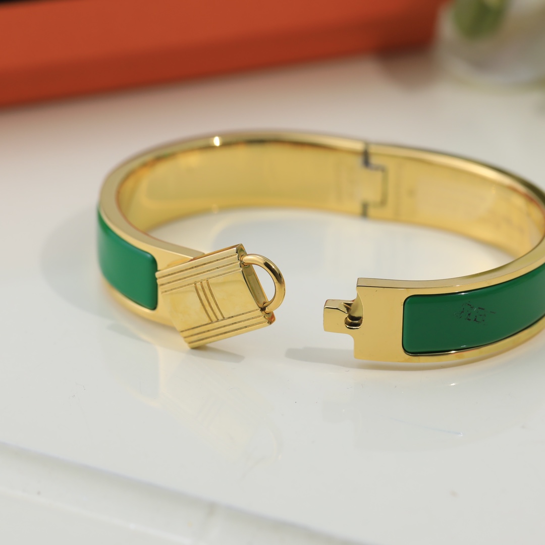 Hermes bracelet