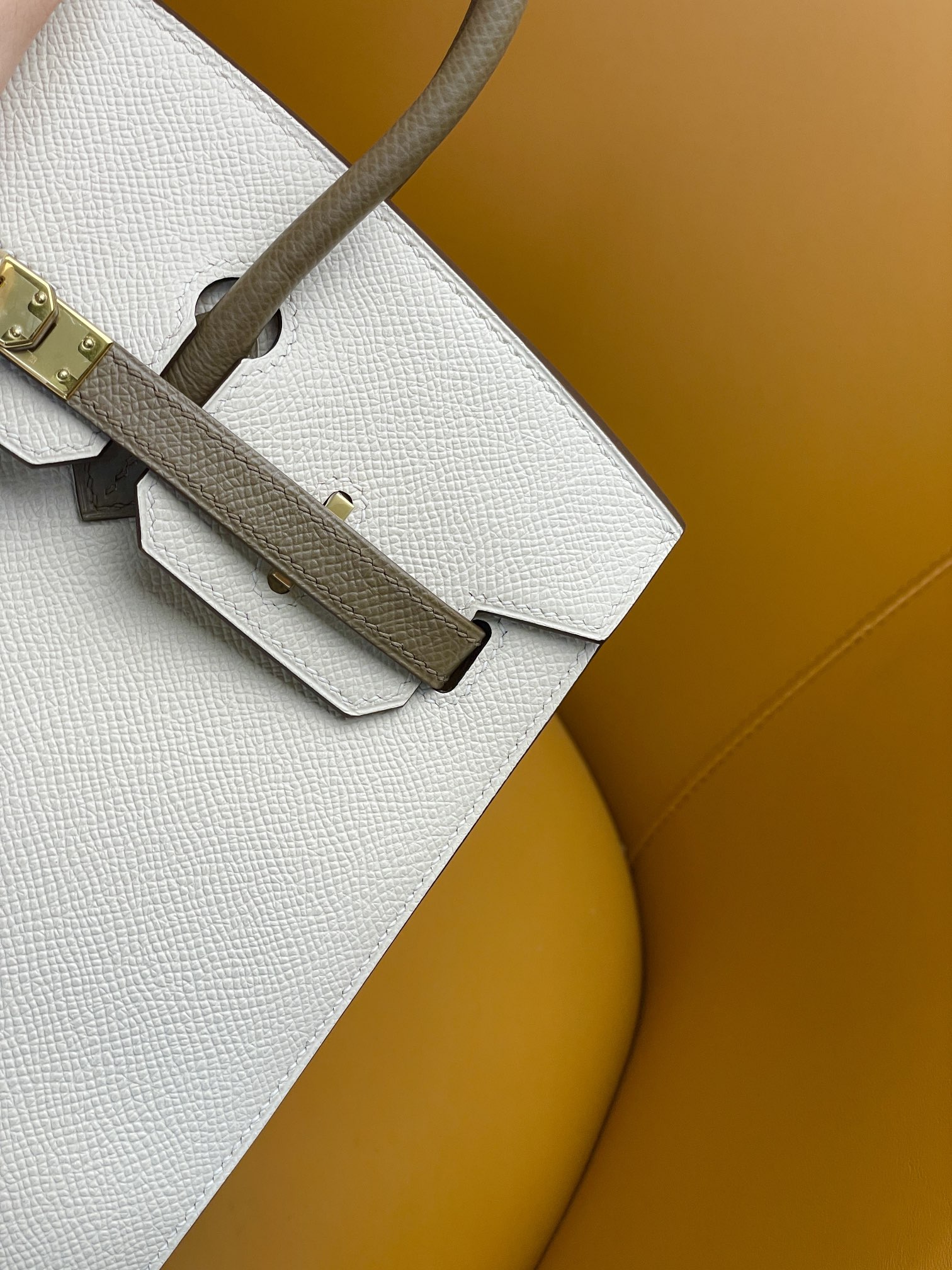 Birkin 25 outer seam epsom gold buckle