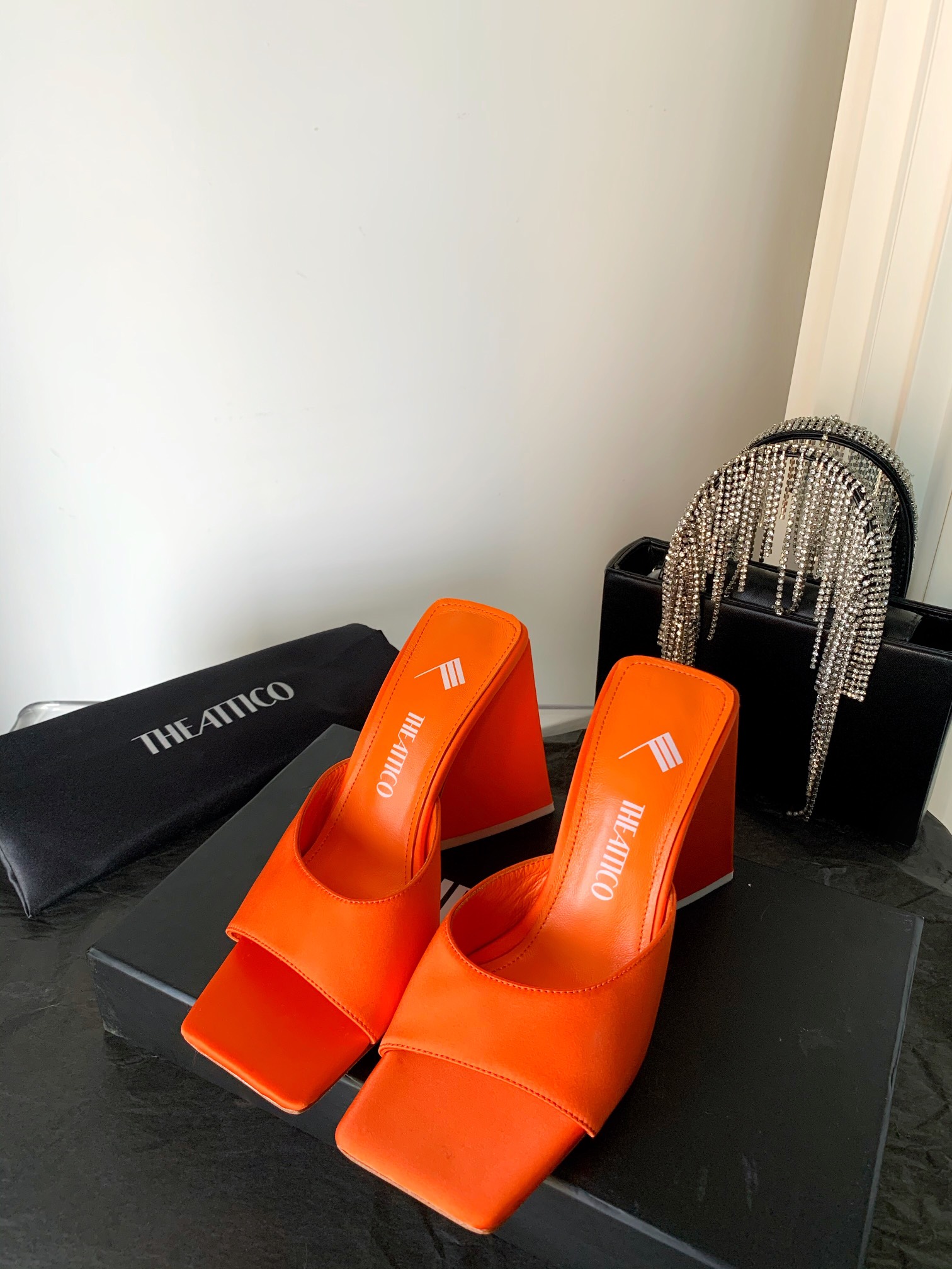 THE ATTICO | 𝟐𝟎𝟐𝟏/𝐒𝐒 𝐧𝐞𝐰 The attico triangle heel sandals lined with sheepskin leather genuine leather outsole