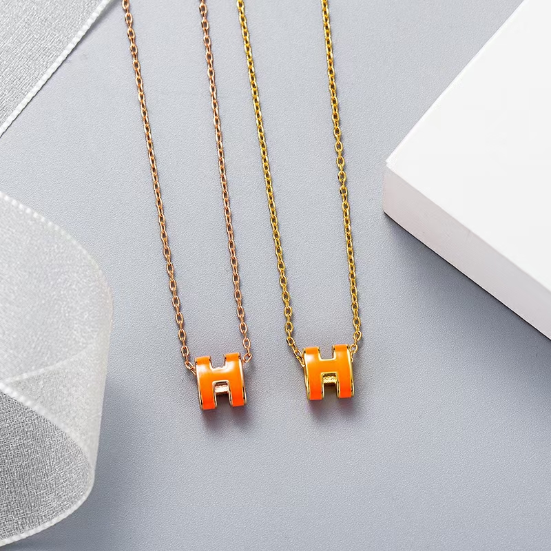 Hermes necklace