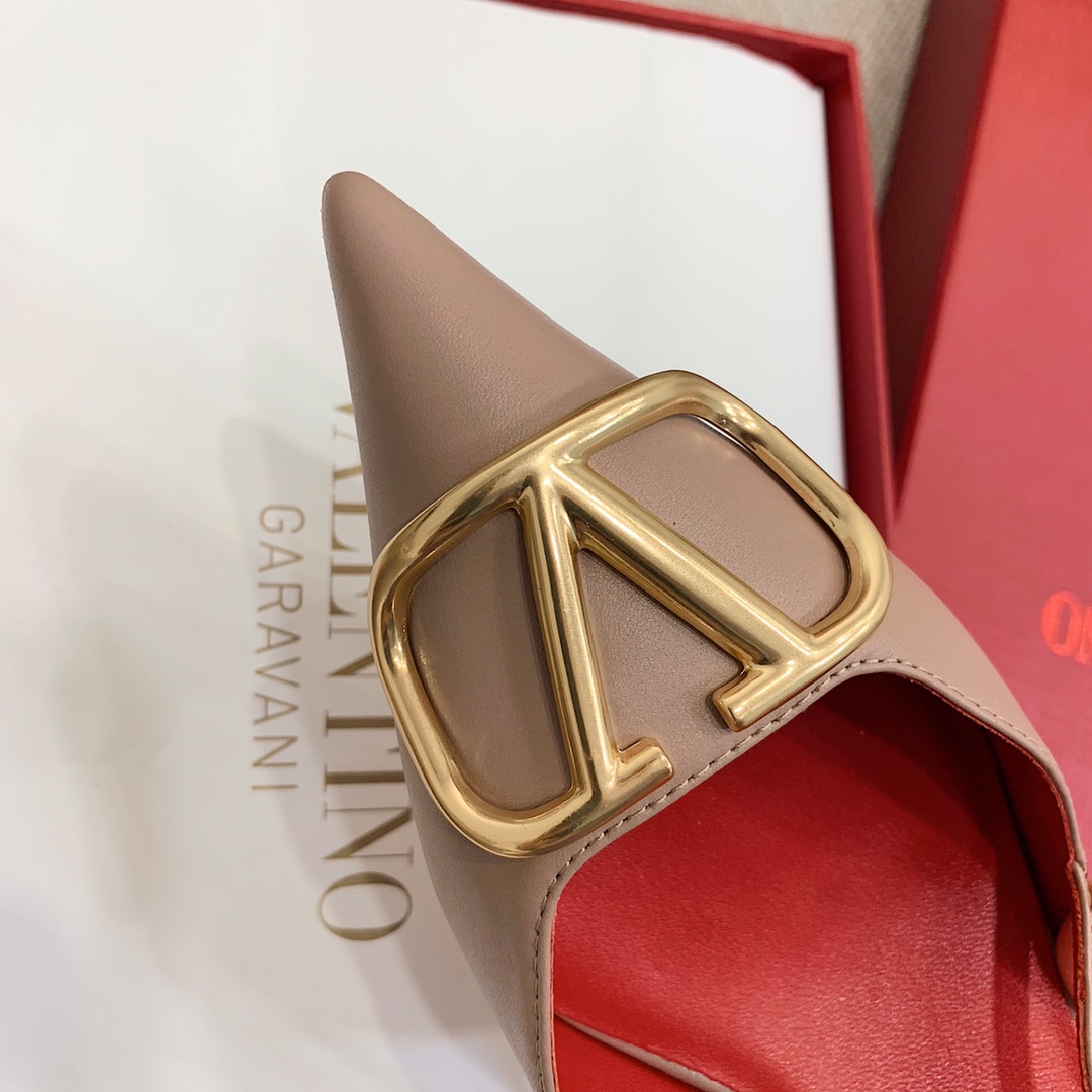 【Valentino】Valentino highest version of kitten heel sandals custom original top calfskin