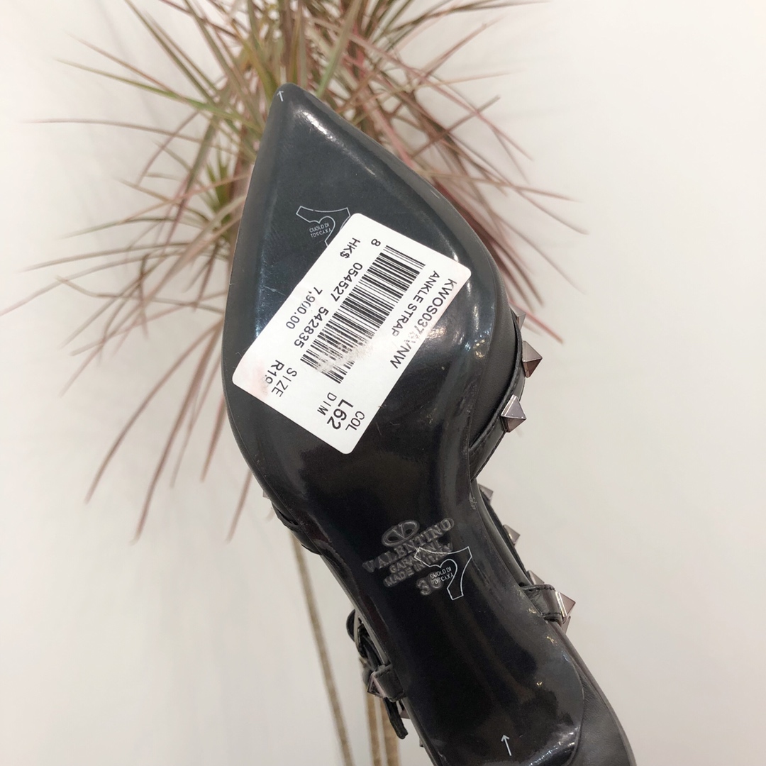 【Valentino】Valentino Valentino top version all black patent leather 3 straps 6.5cm high heels