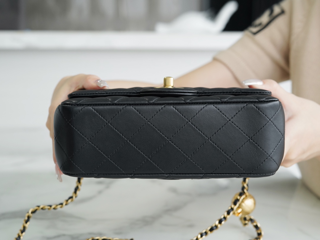 𝗖𝗛𝗔𝗘𝗡𝗟✦ 𝟐𝟑𝐂 Big 𝐦𝐢𝐧𝐢 Metal Ball Black 🖤