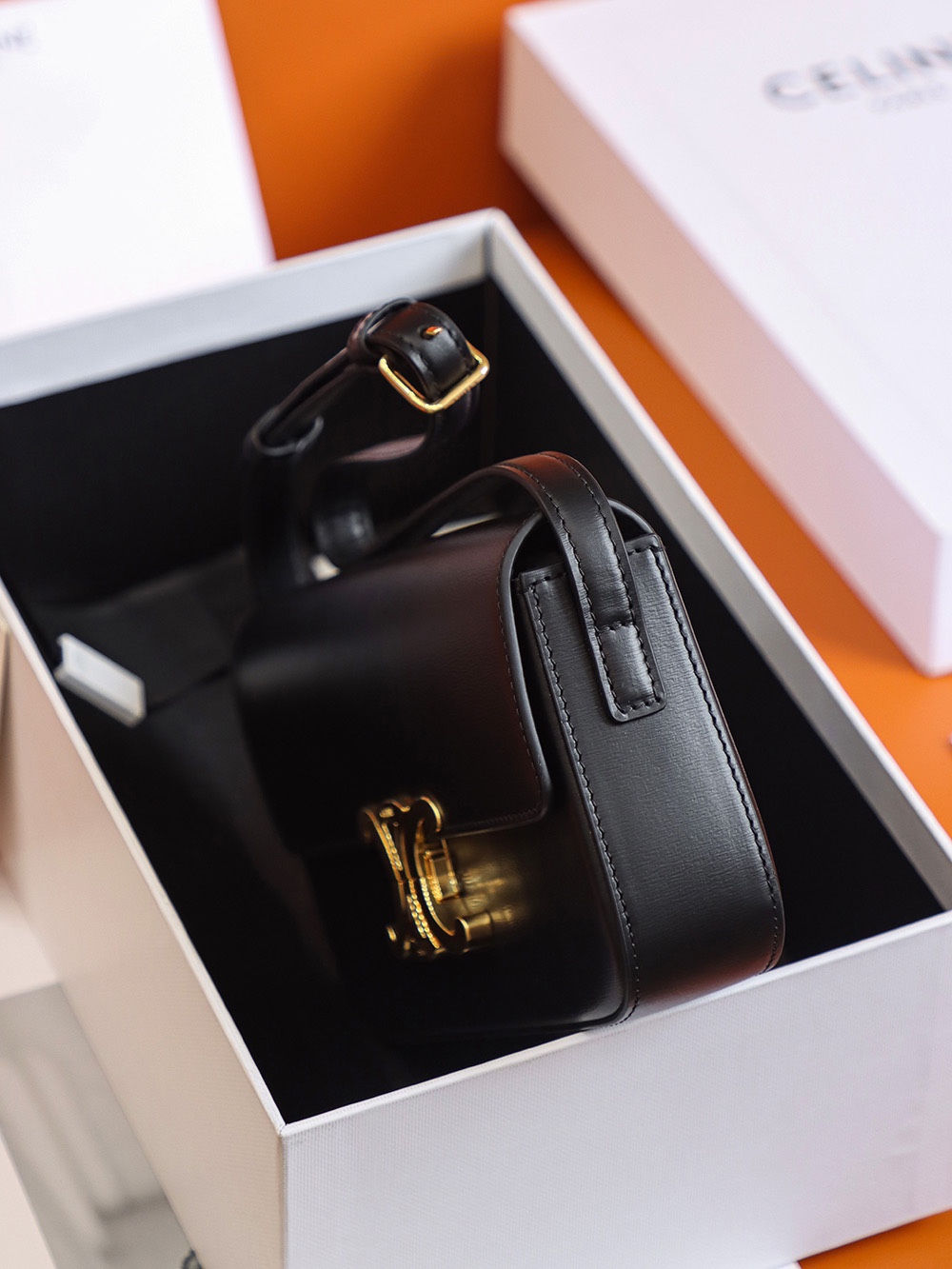 𝐂𝐞𝐥𝐢𝐧𝐞  𝐓𝐑𝐈𝐎𝐌𝐏𝐇𝐄 #194143