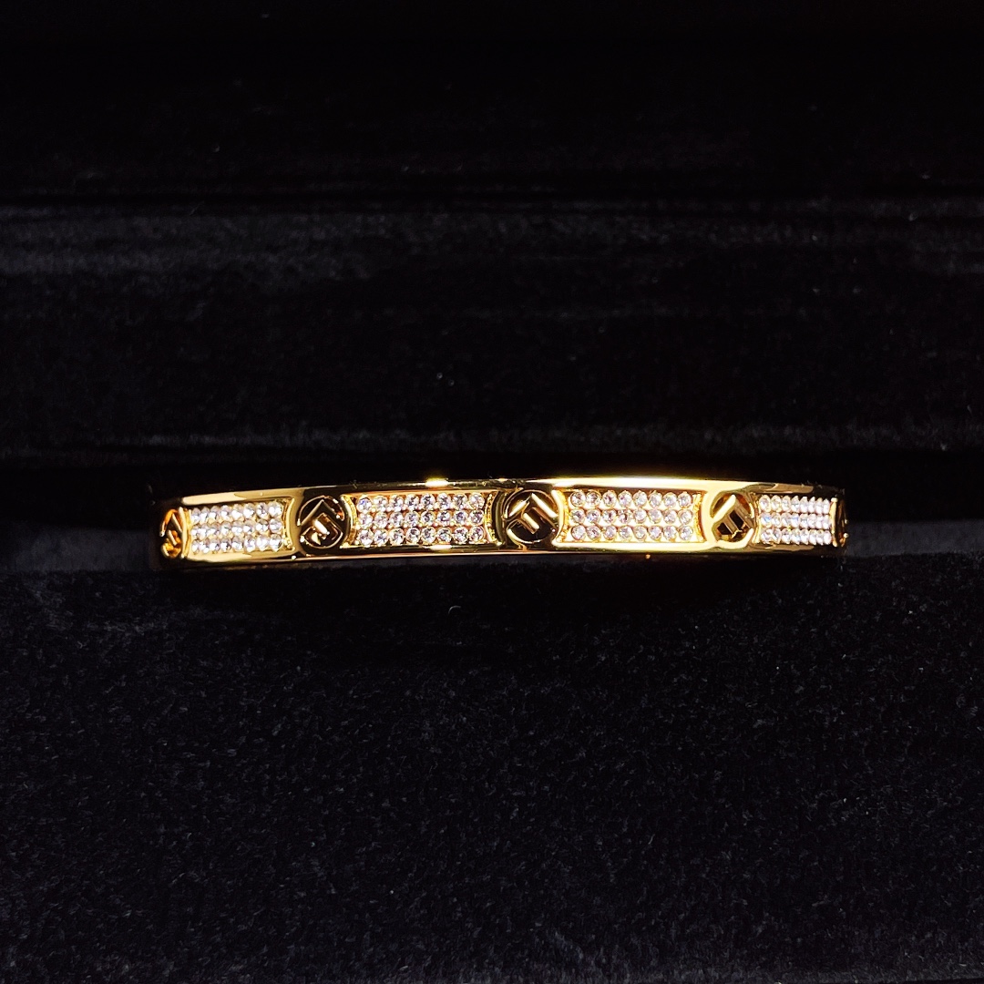 Fendi bracelet