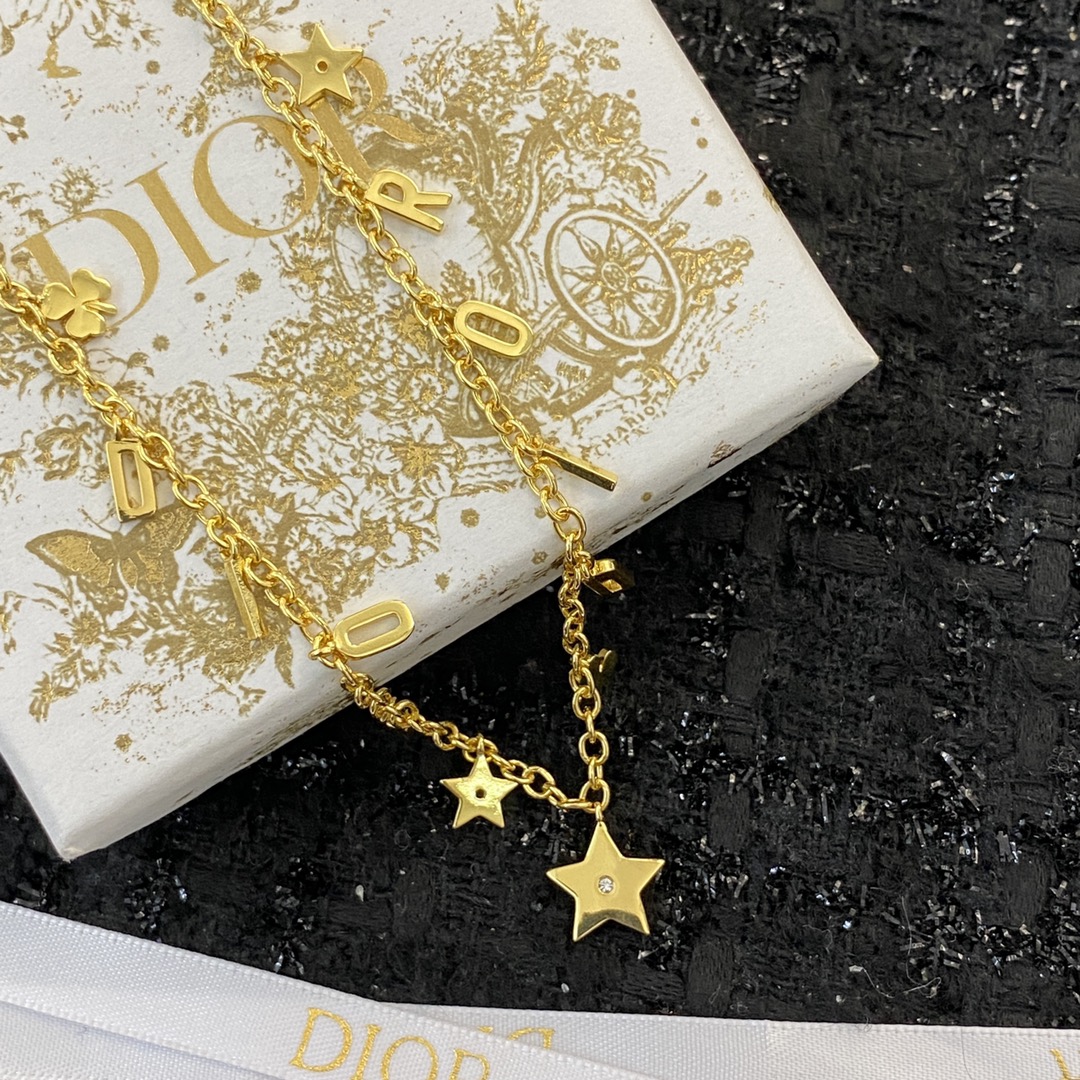 Dior necklace