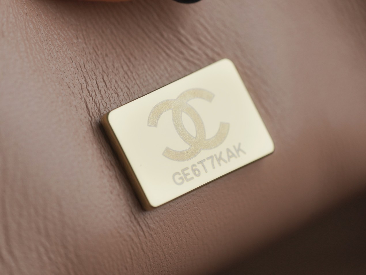 𝗖𝗛𝗔𝗡𝗘𝗟 𝗖𝗹𝗮𝘀𝘀𝗶𝗰 𝗙𝗹𝗮𝗽 2021 𝗦𝘀 Spring/Summer New Handle ℂ𝔽 𝕄𝕚𝕟𝕚 Milk Tea Apricot Light Gold