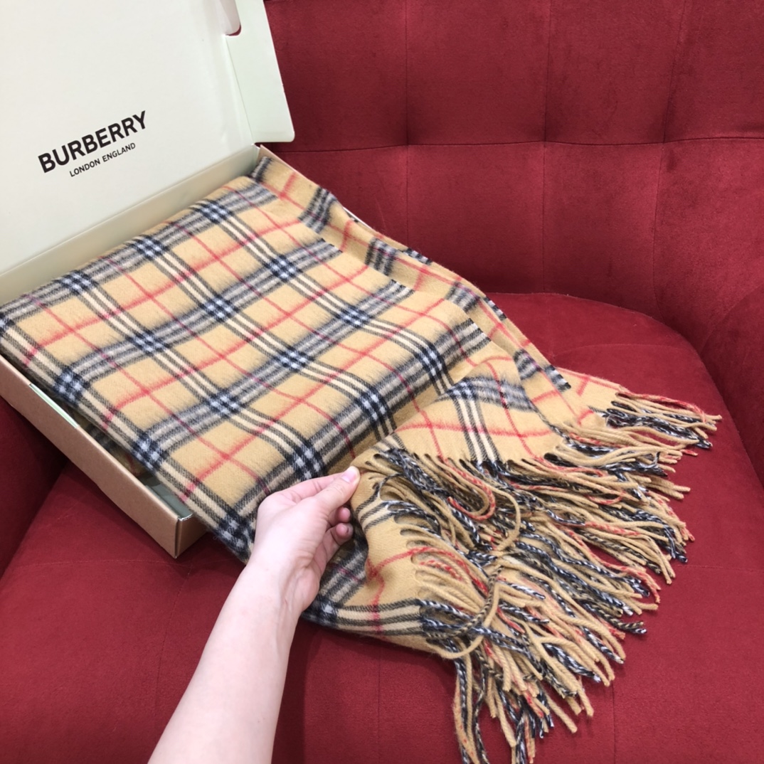 Burberry classic fringed reversible cashmere shawl 100% cashmere